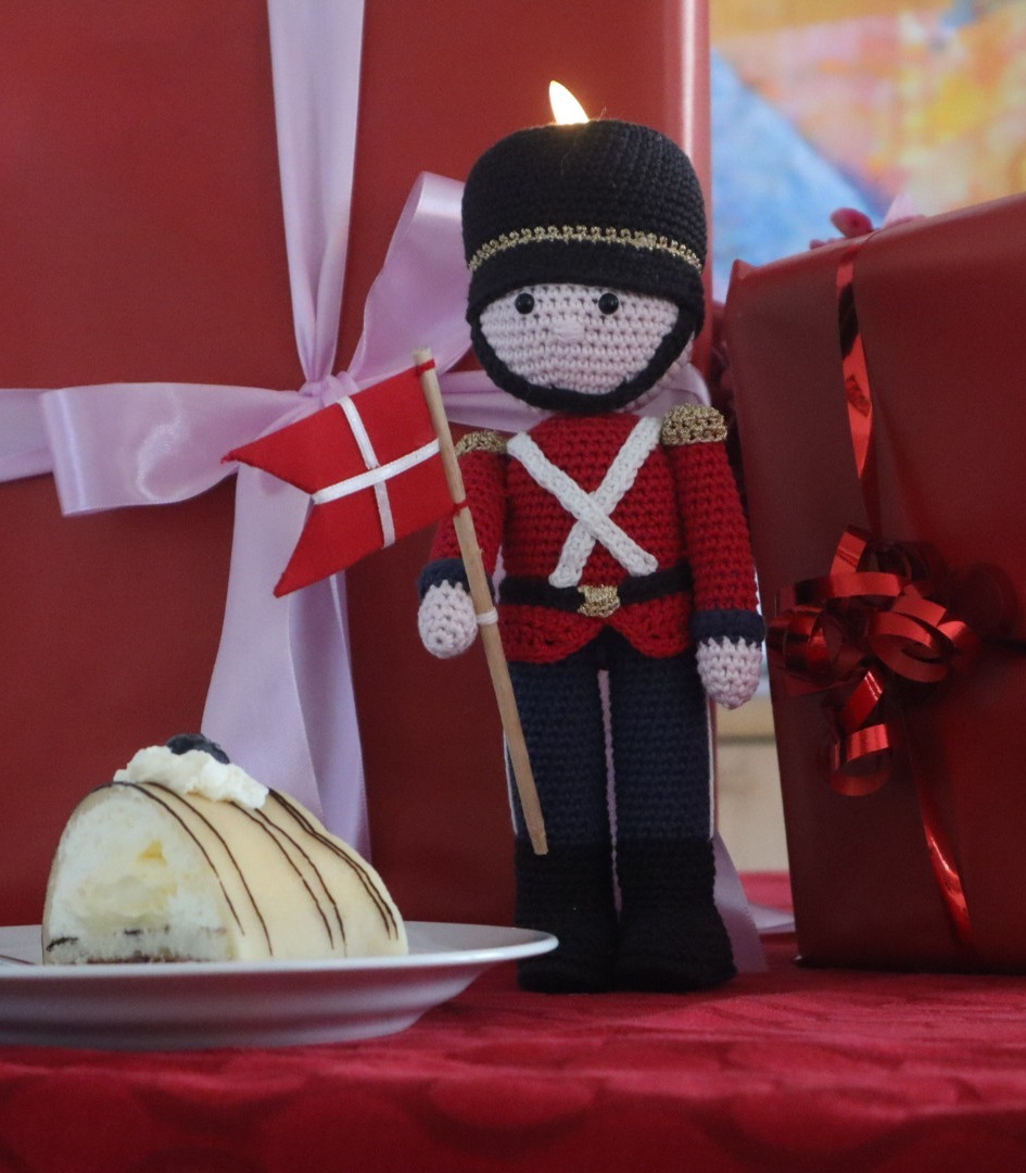 Fødselsdags garder med flag og lys